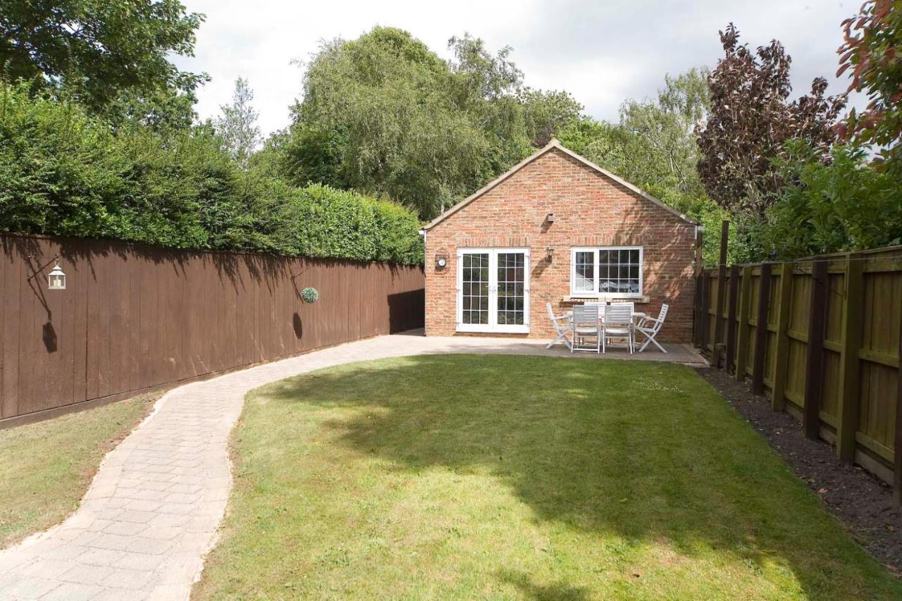 Wolviston Cottage 빌링햄 외부 사진